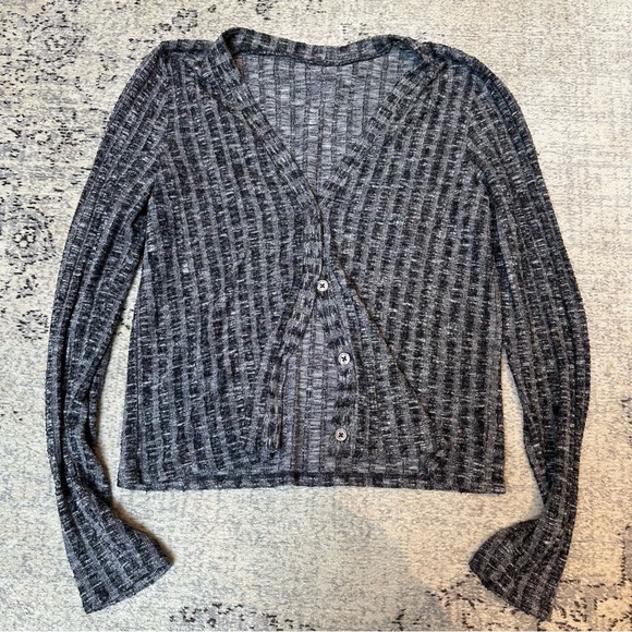 American Eagle Cardigan - Picture 1 of 5
